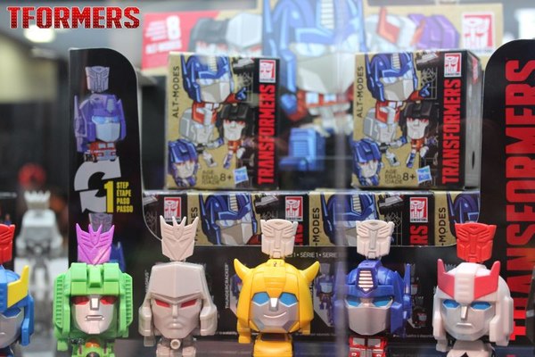 SDCC 2016   Generations Platinum Series And Titans Return Preview Night Display 073 (73 of 157)